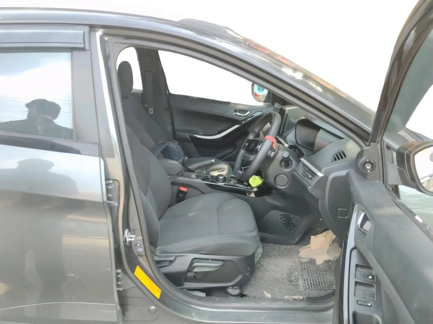 2024 Tata NEXON FEARLESS SUNROOF DCA 1.2 PETROL, Petrol, Automatic, 33,642 km, interior