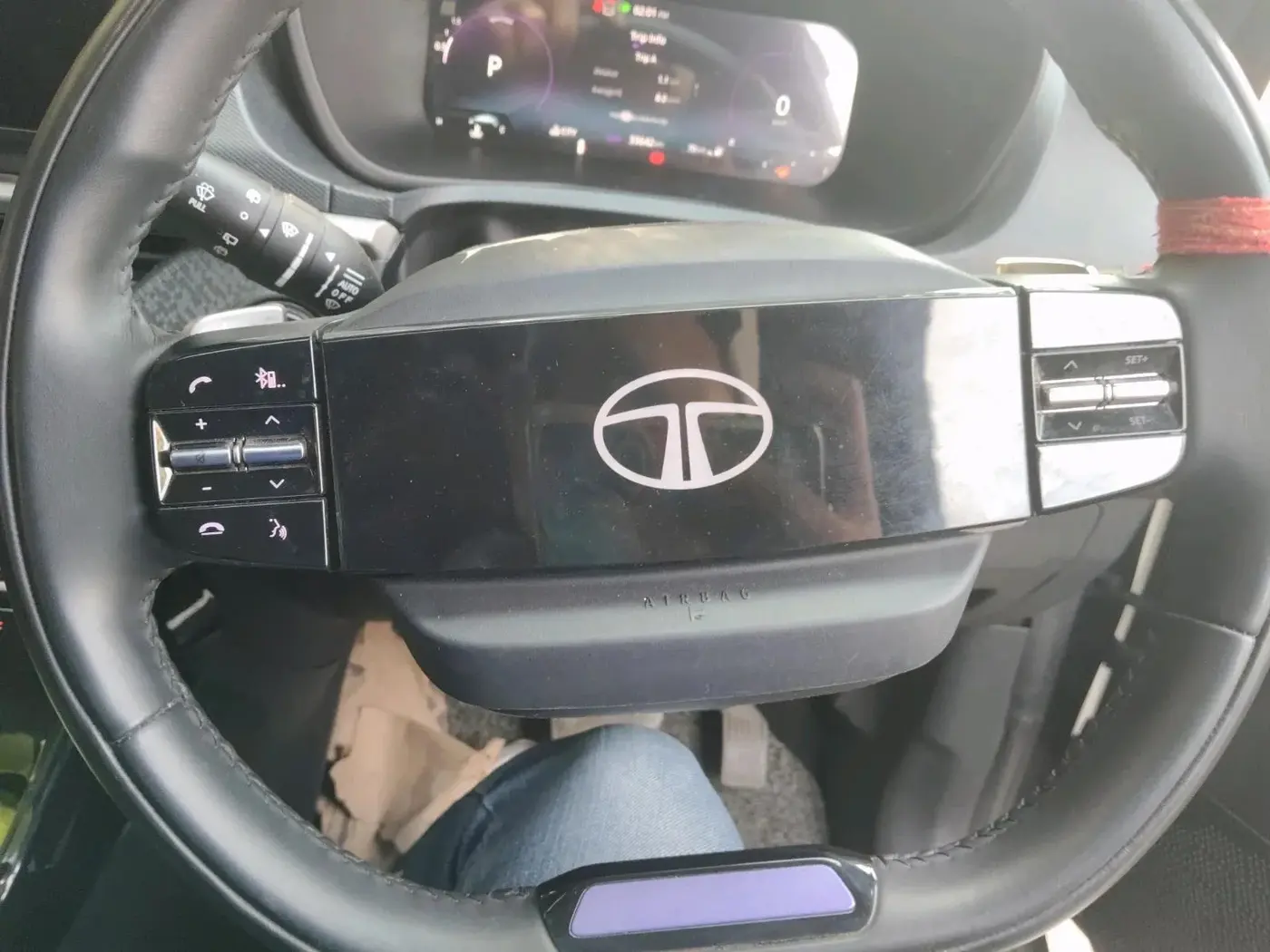 2024 Tata NEXON FEARLESS SUNROOF DCA 1.2 PETROL, Petrol, Automatic, 33,642 km, interior