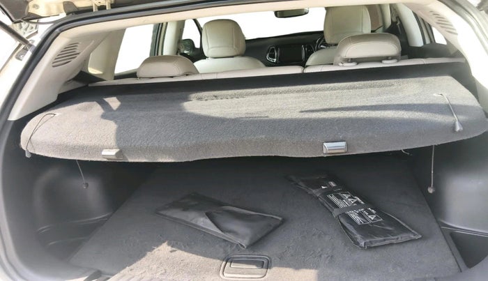 2019 Jeep Compass LIMITED PLUS PETROL AT, Petrol, Automatic, 80,752 km, exterior