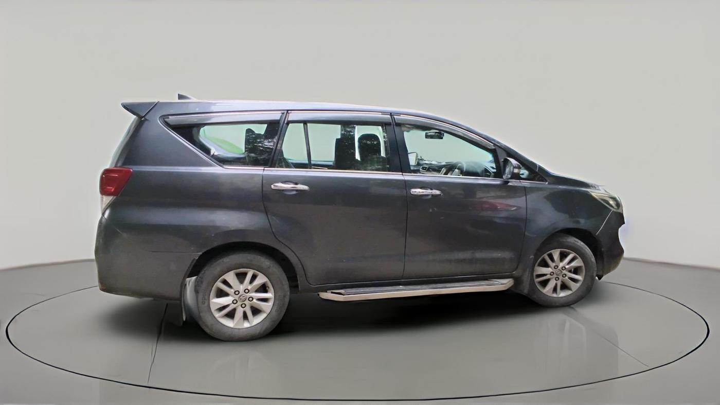 2016 Toyota Innova Crysta 2.4 VX 7 STR, Diesel, Manual, 93,857 km, exterior