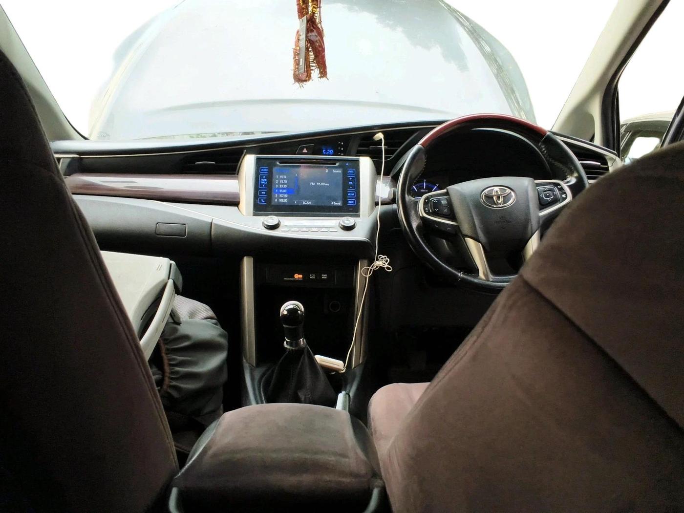 2016 Toyota Innova Crysta 2.4 VX 7 STR, Diesel, Manual, 93,857 km, interior