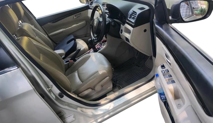 2015 Maruti Ciaz ZXI+, Petrol, Manual, 68,133 km, interior