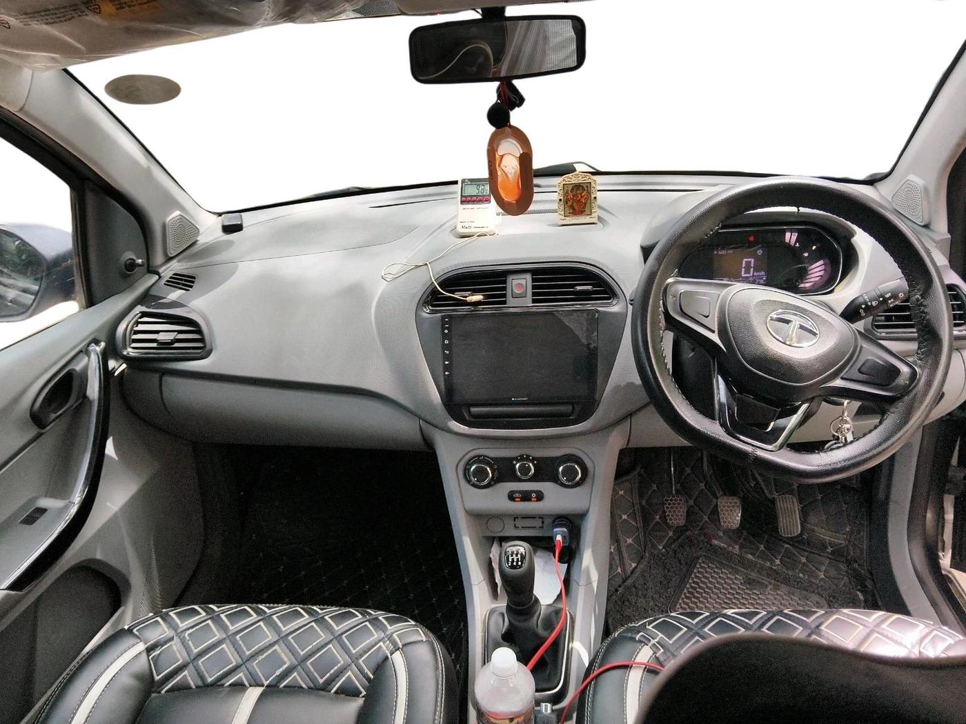 2022 Tata TIGOR XE PETROL, Petrol, Manual, 17,177 km, interior