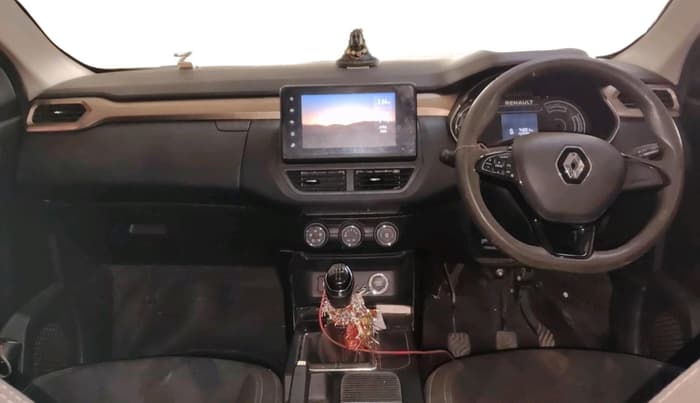 2022 Renault Kiger RXT (O) MT, Petrol, Manual, 74,882 km, interior