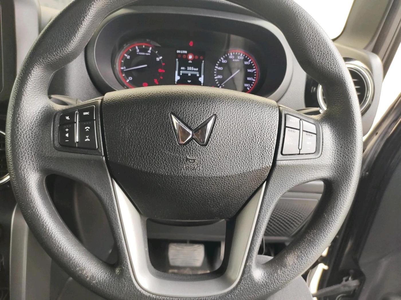 2023 Mahindra Thar LX P 2WD AT HT, Petrol, Automatic, 31,991 km, interior