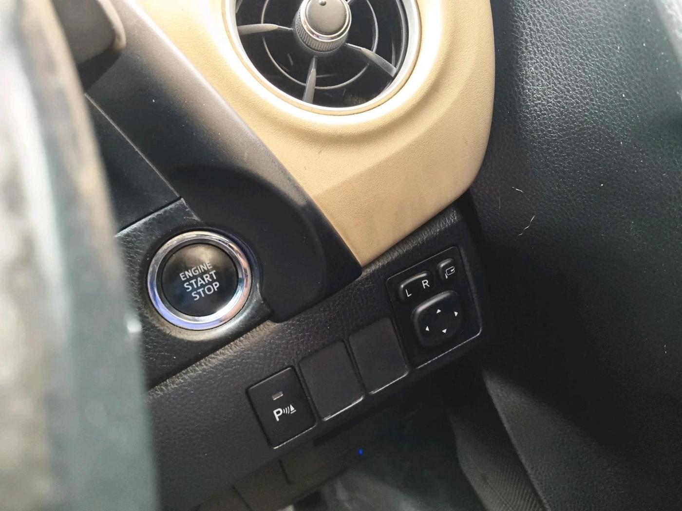 2017 Toyota Corolla Altis VL CVT PETROL, Petrol, Automatic, 1,61,871 km, interior