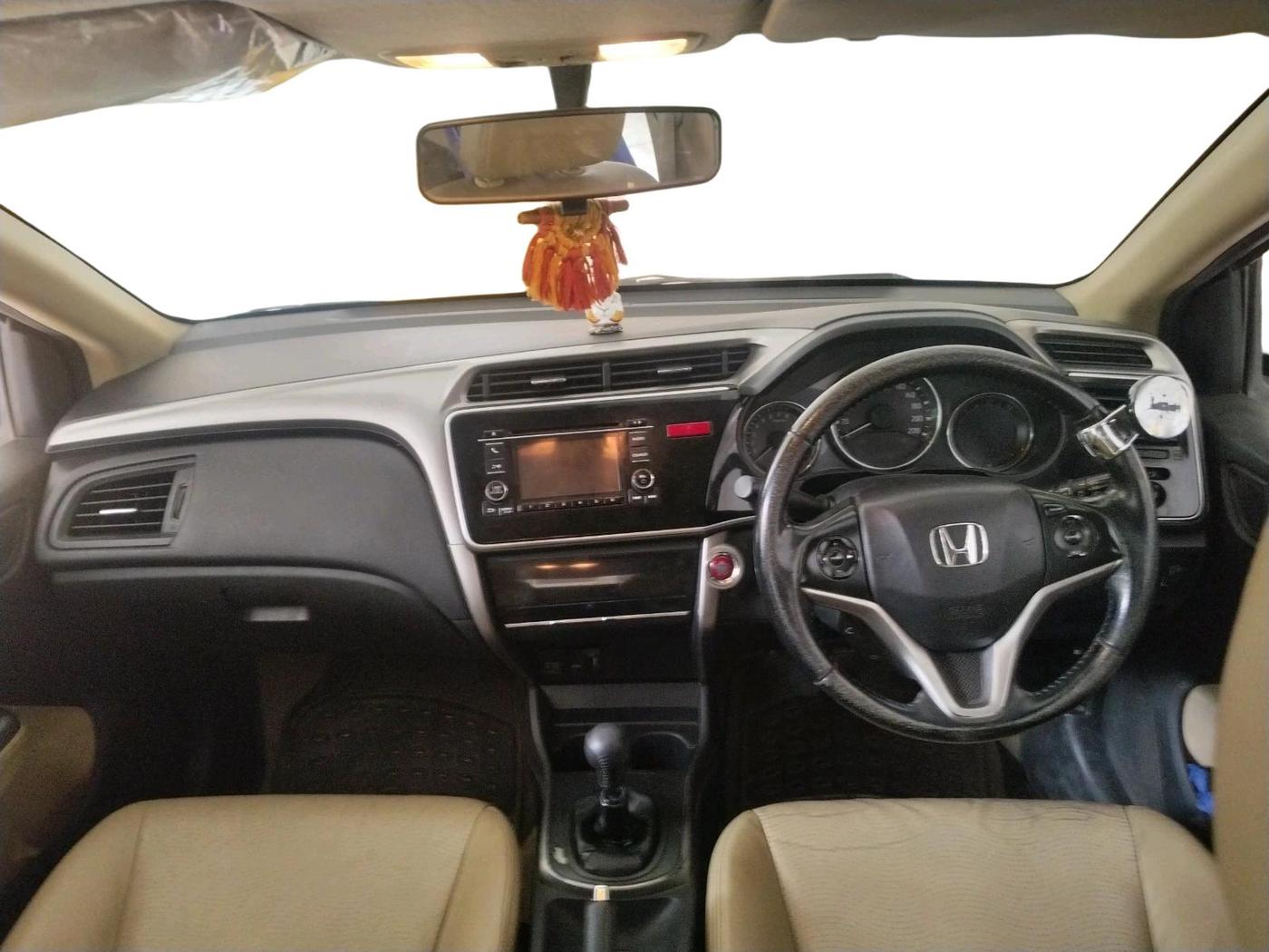 2015 Honda City 1.5L I-VTEC VX, Petrol, Manual, 1,64,415 km, interior