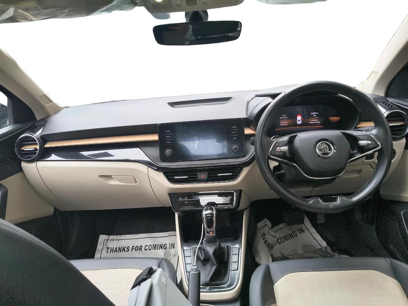 2023 Skoda SLAVIA STYLE 1.0L TSI AT, Petrol, Automatic, 32,897 km, interior