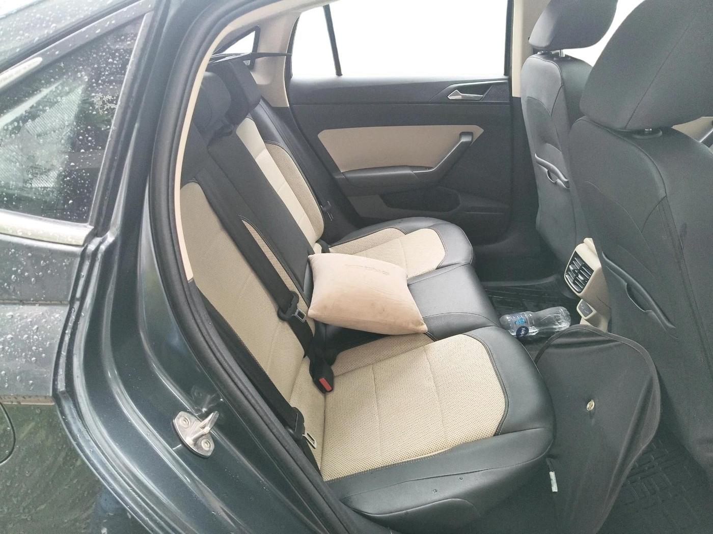 2023 Skoda SLAVIA STYLE 1.0L TSI AT, Petrol, Automatic, 32,897 km, interior