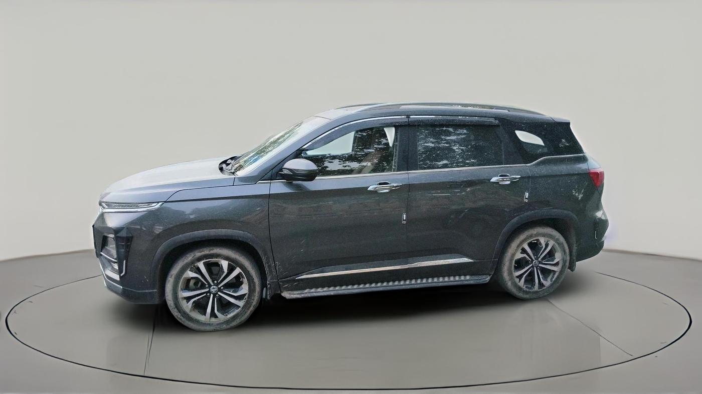2025 MG HECTOR PLUS SHARP PRO 1.5 PETROL TURBO CVT 7 STR, Petrol, Automatic, 10,468 km, exterior