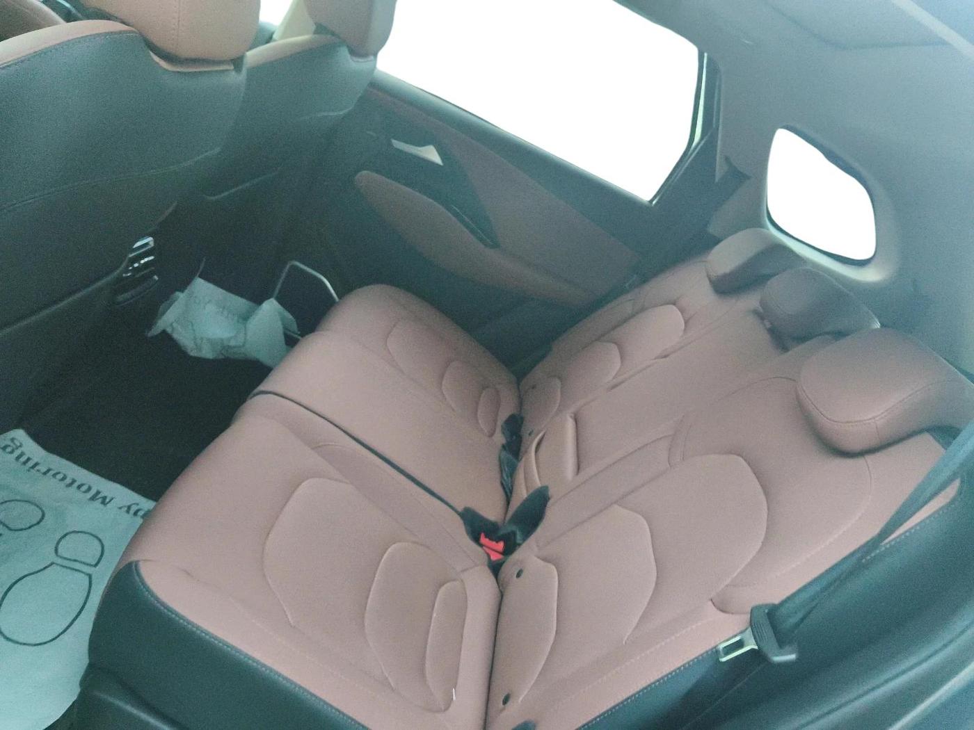 2025 MG HECTOR PLUS SHARP PRO 1.5 PETROL TURBO CVT 7 STR, Petrol, Automatic, 10,468 km, interior