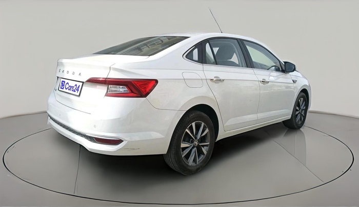 2022 Skoda SLAVIA STYLE 1.0L TSI MT, Petrol, Manual, 37,666 km, exterior