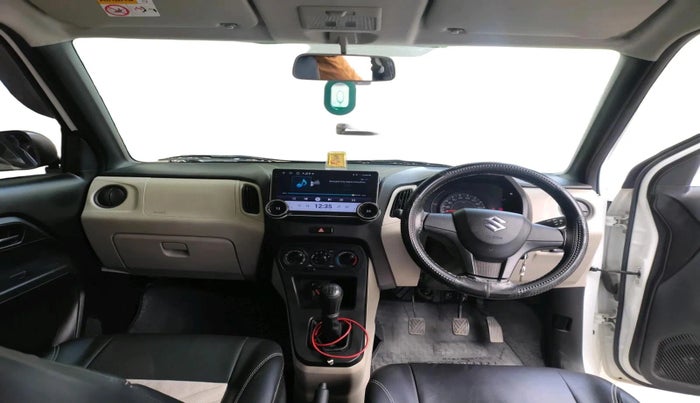 2024 Maruti New Wagon-R LXI 1.0, CNG, Manual, 27,731 km, interior