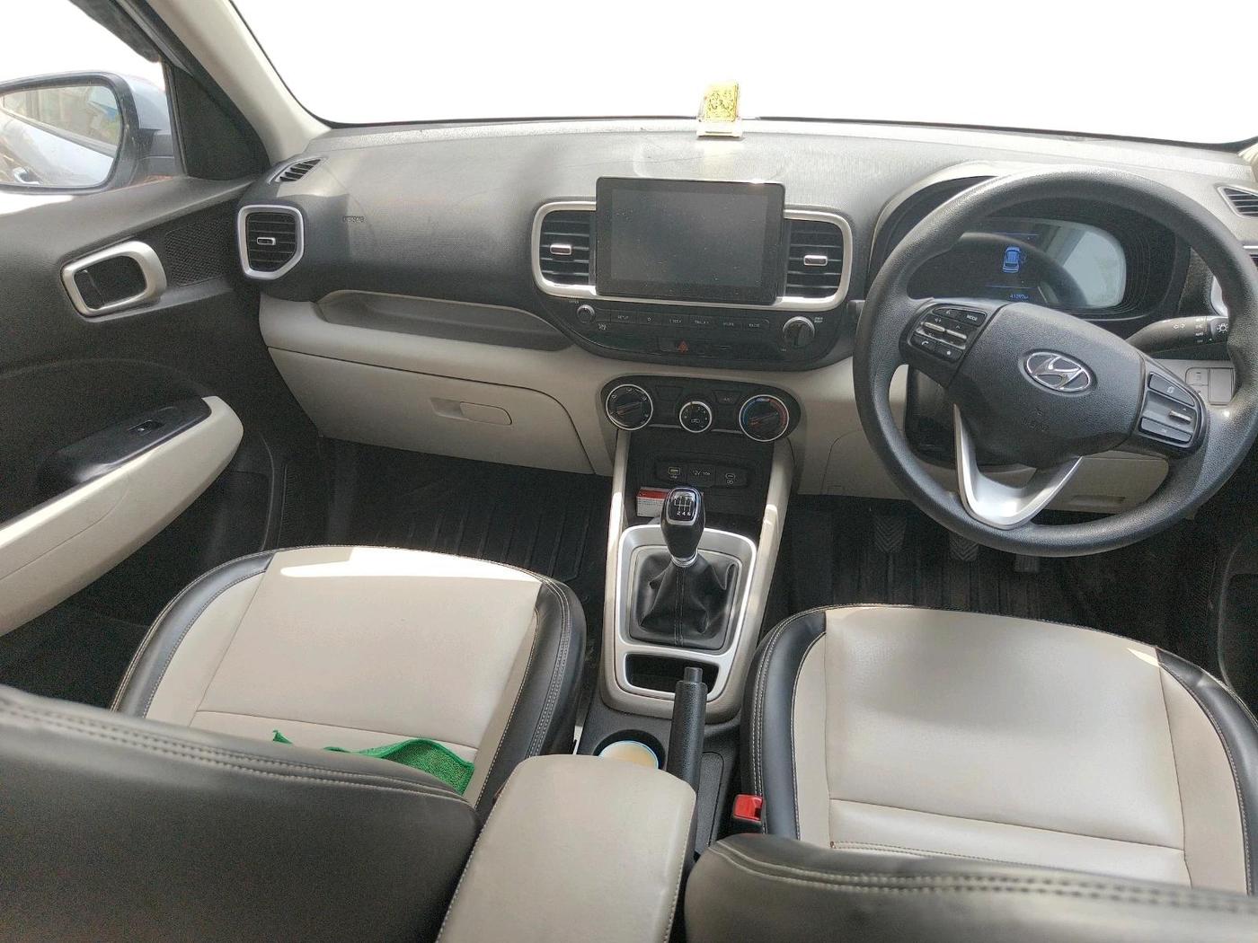 2023 Hyundai VENUE S PLUS 1.5 CRDI, Diesel, Manual, 41,097 km, interior