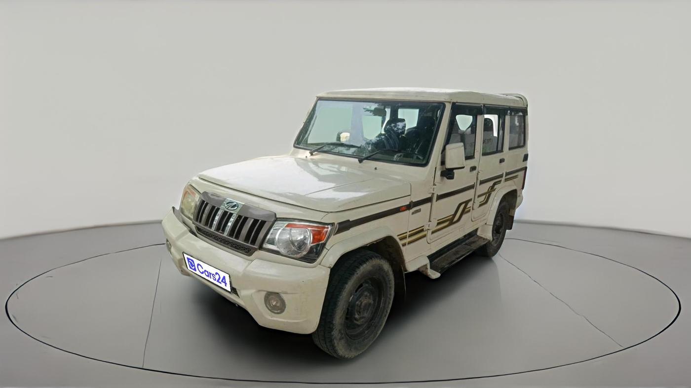 2016 Mahindra Bolero SLX BS IV, Diesel, Manual, 1,18,585 km, exterior
