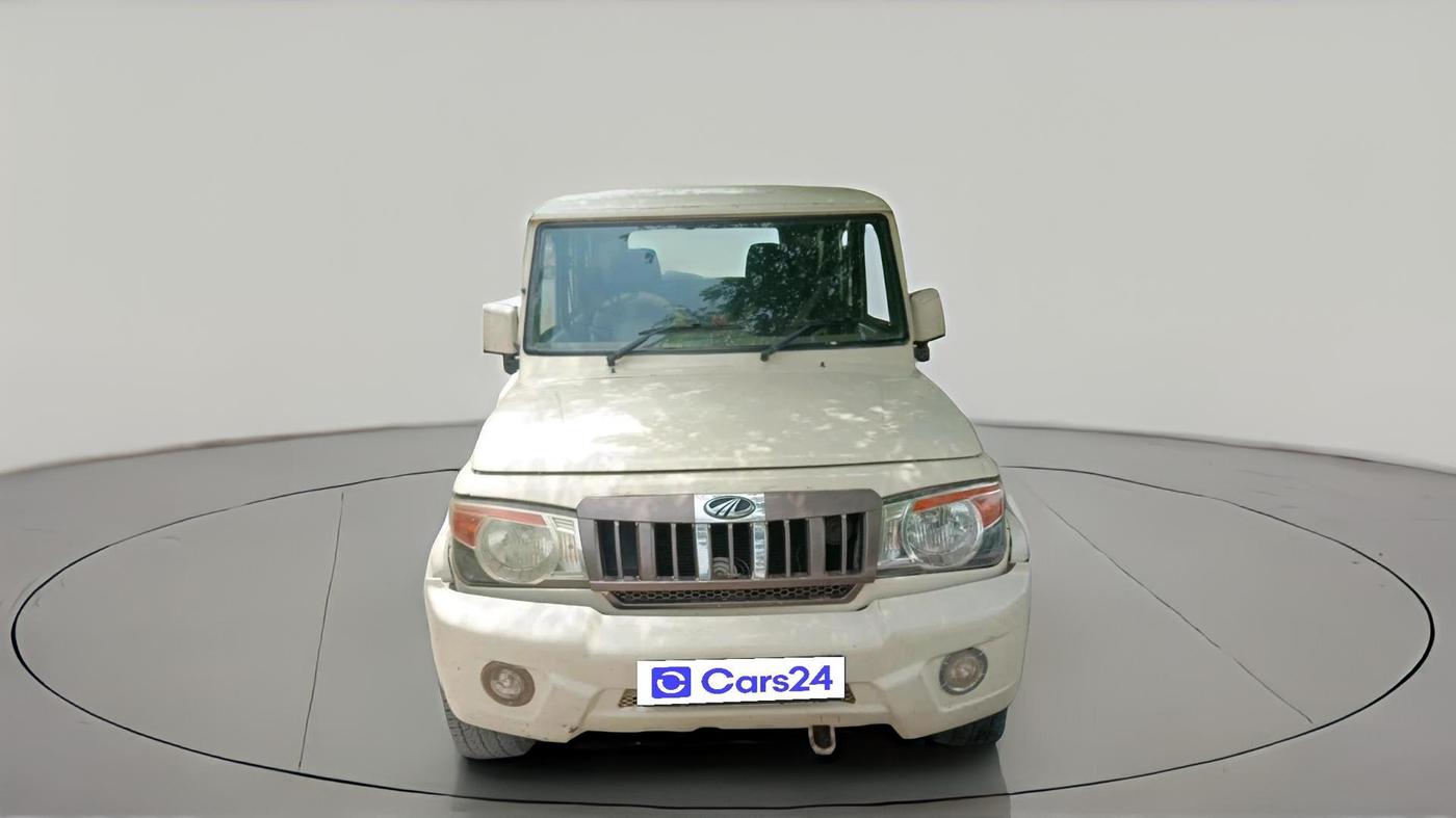 2016 Mahindra Bolero SLX BS IV, Diesel, Manual, 1,18,585 km, exterior