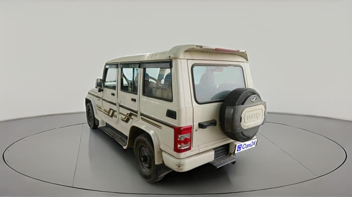 2016 Mahindra Bolero SLX BS IV, Diesel, Manual, 1,18,585 km, exterior