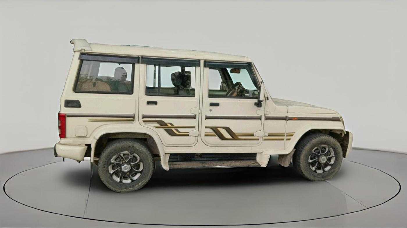 2016 Mahindra Bolero SLX BS IV, Diesel, Manual, 1,18,585 km, exterior