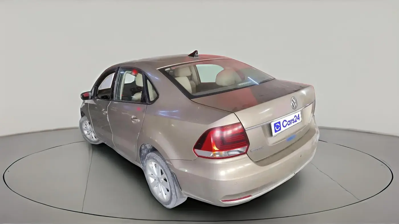 2016 Volkswagen Vento HIGHLINE PETROL AT, Petrol, Automatic, 66,847 km, exterior