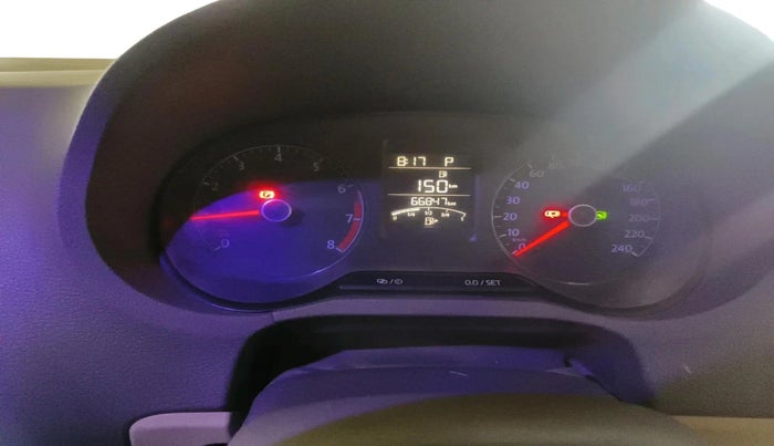 2016 Volkswagen Vento HIGHLINE PETROL AT, Petrol, Automatic, 66,847 km, interior