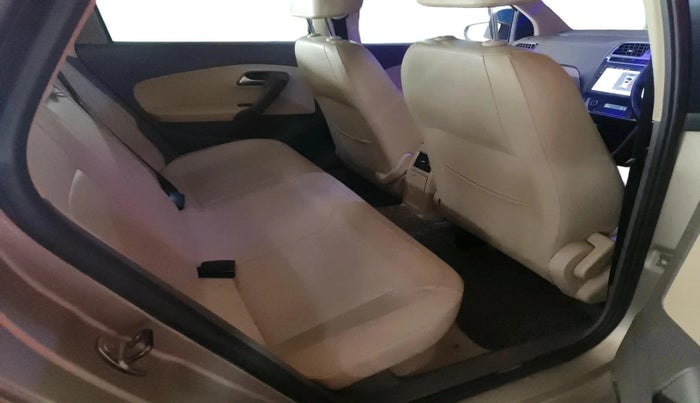 2016 Volkswagen Vento HIGHLINE PETROL AT, Petrol, Automatic, 66,847 km, interior