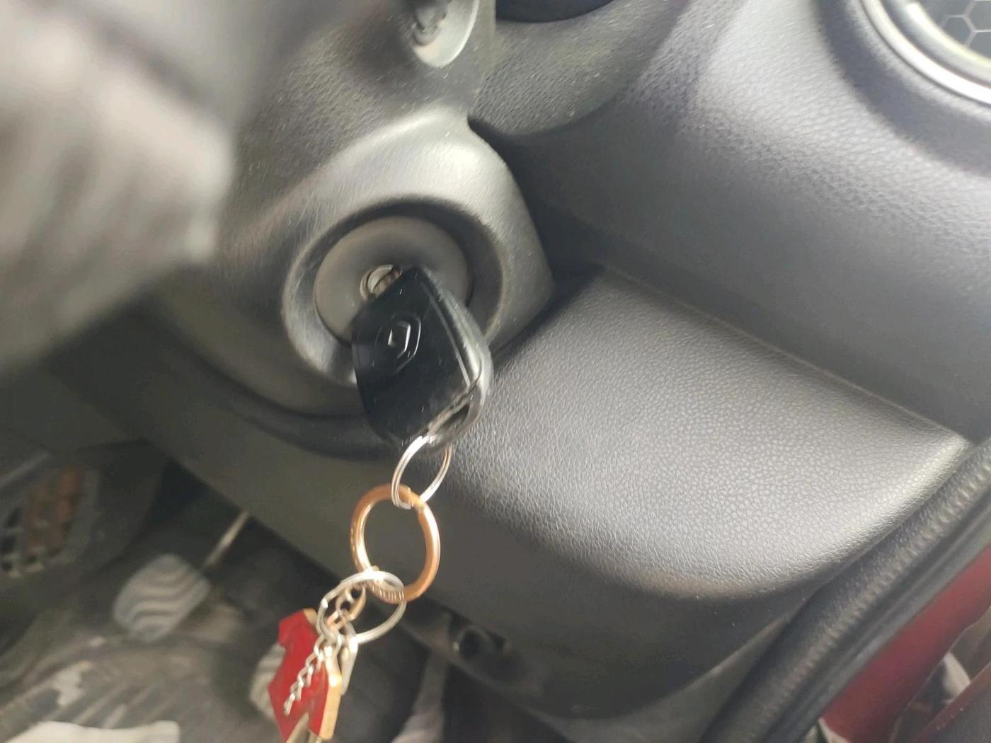 2019 Renault Kwid RXL, Petrol, Manual, 77,033 km, interior