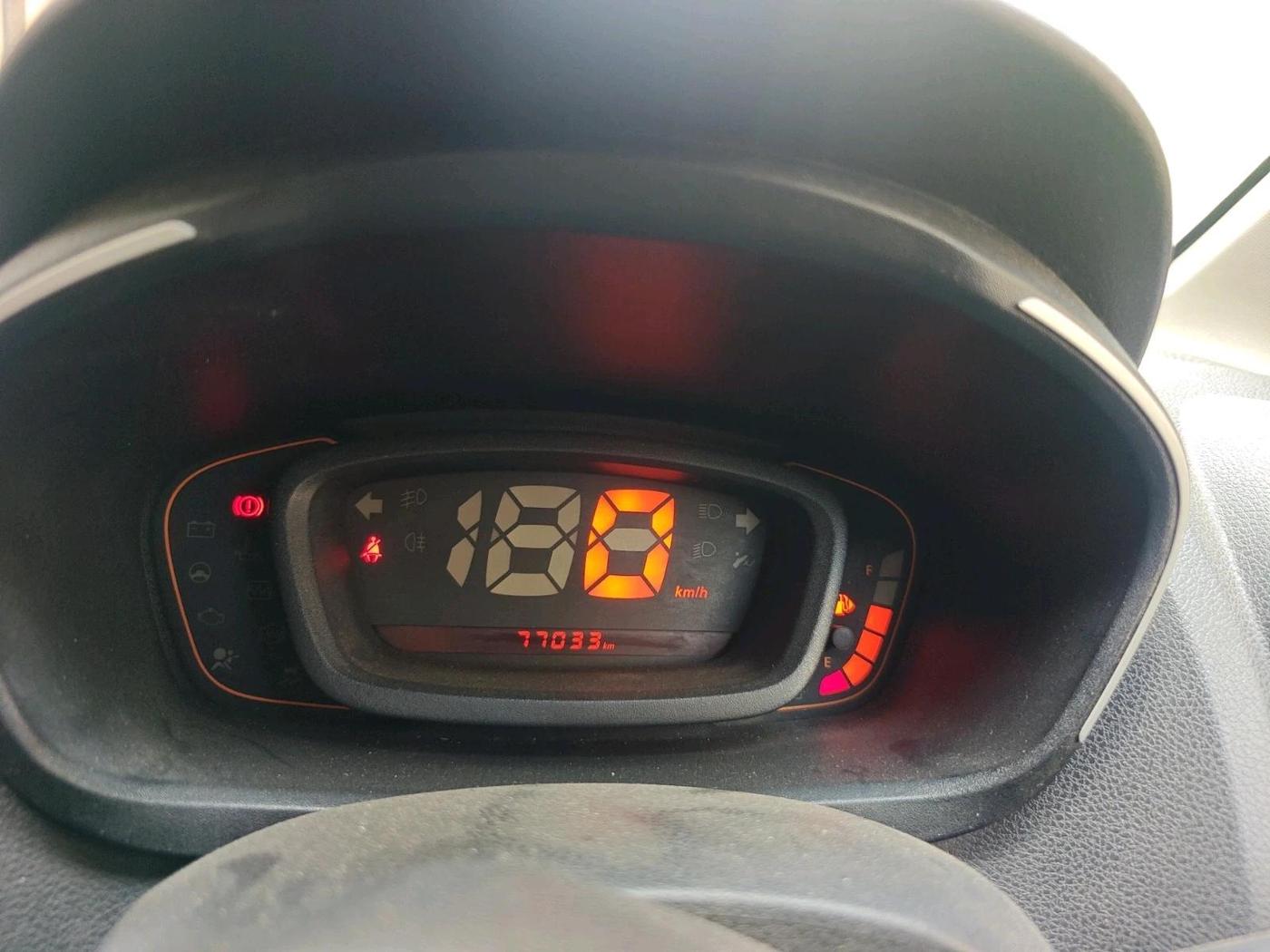 2019 Renault Kwid RXL, Petrol, Manual, 77,033 km, interior
