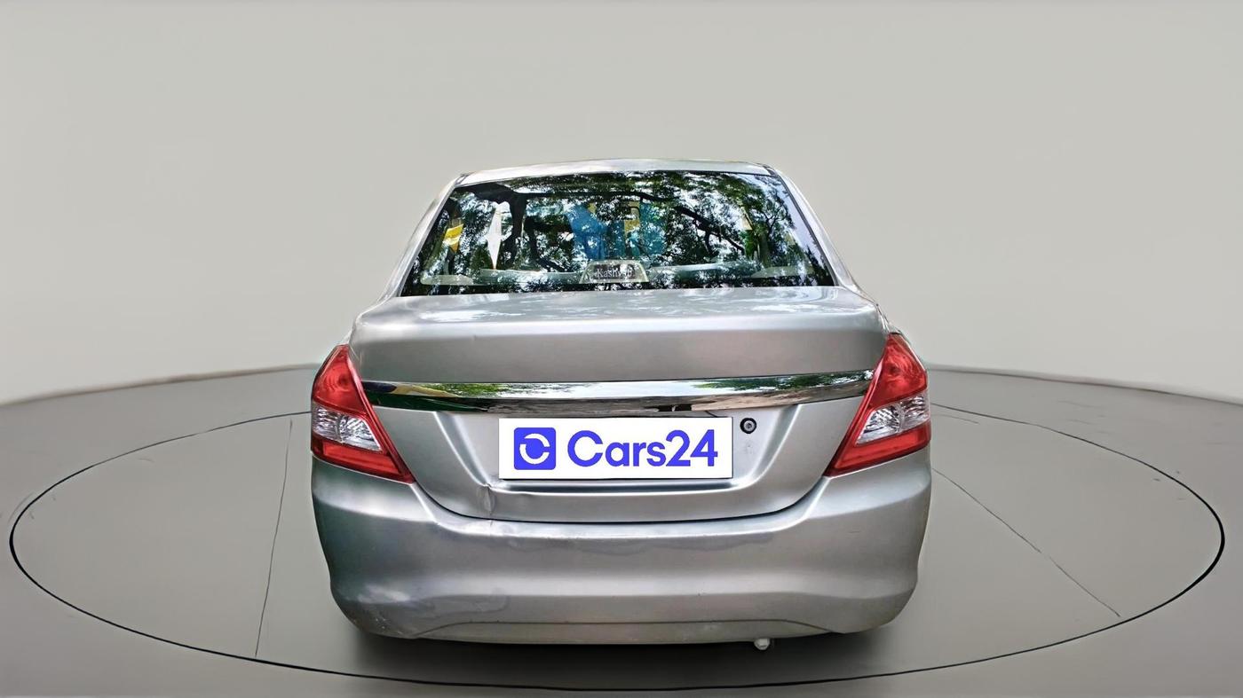 2017 Maruti Swift Dzire LXI (O), CNG, Manual, 1,06,106 km, exterior