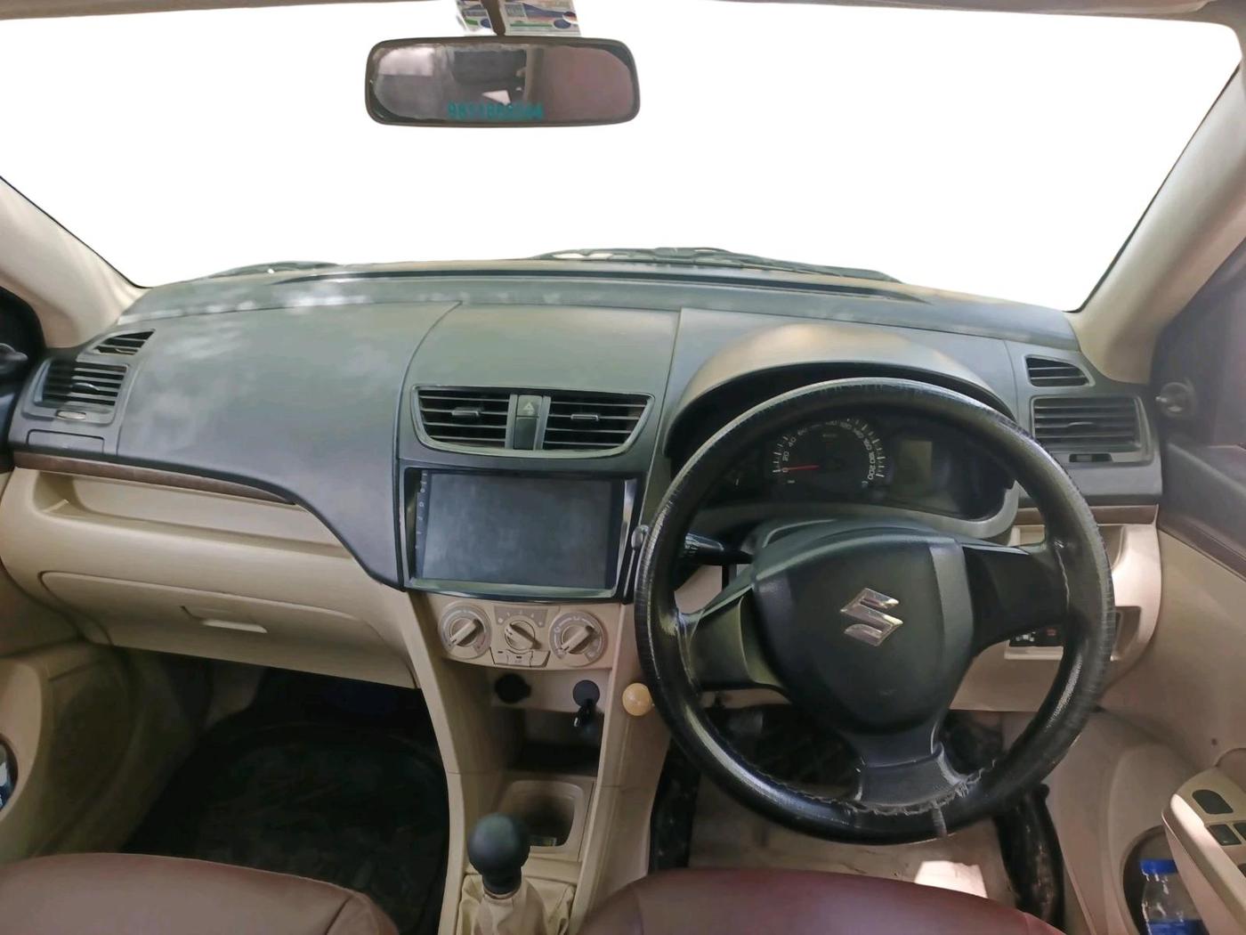 2017 Maruti Swift Dzire LXI (O), CNG, Manual, 1,06,106 km, interior