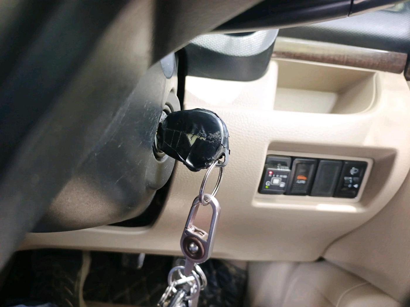 2017 Maruti Swift Dzire LXI (O), CNG, Manual, 1,06,106 km, interior