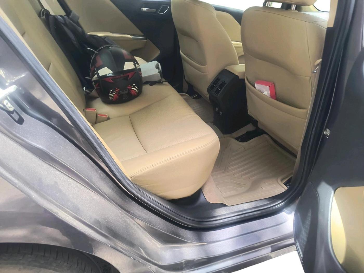 2017 Honda City 1.5L I-VTEC VX, Petrol, Manual, 45,339 km, interior