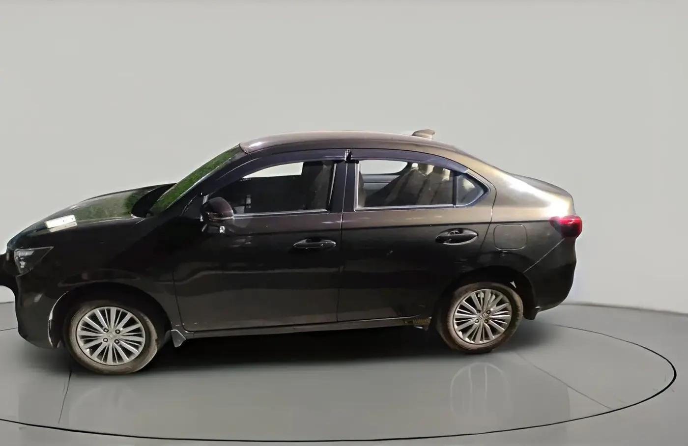2025 Honda Amaze 1.2L I-VTEC VX CVT, Petrol, Automatic, 18,553 km, exterior