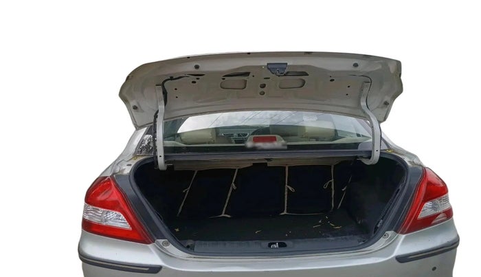 2015 Maruti Swift Dzire VXI, Petrol, Manual, 31,224 km, exterior