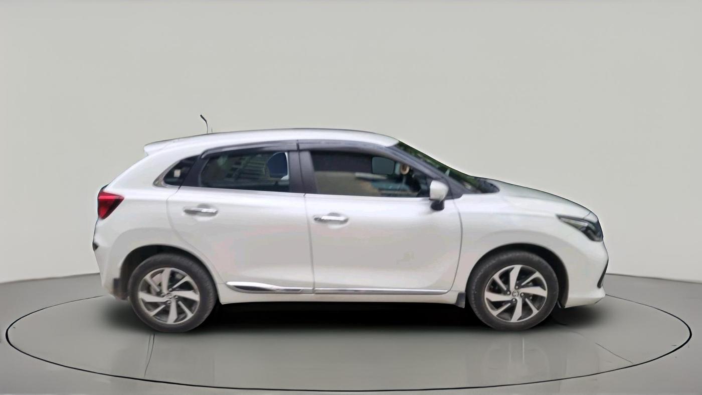 2025 Toyota Glanza V AMT, Petrol, Automatic, 4,664 km, exterior