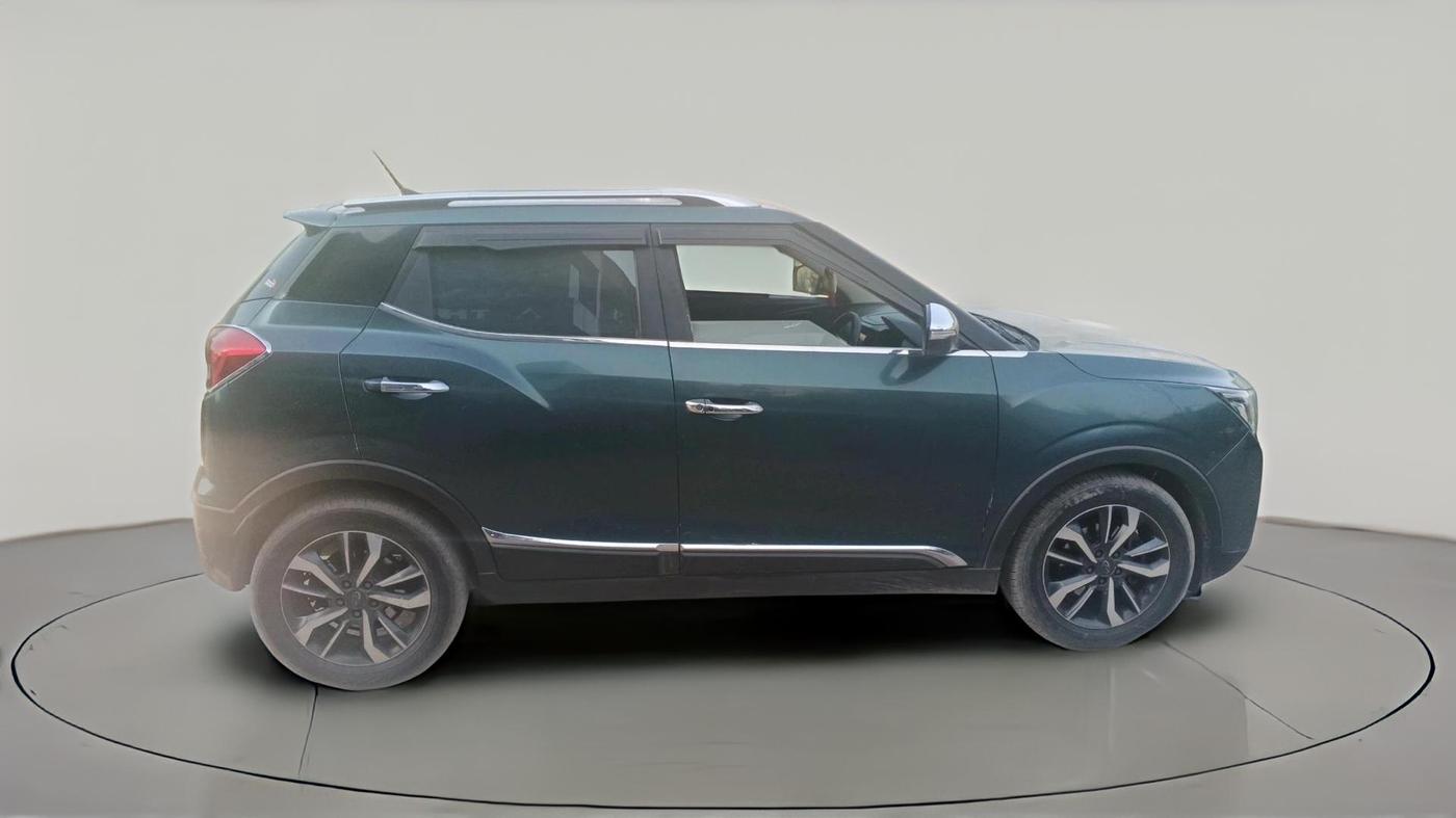 2019 Mahindra XUV300 W8 (O) 1.5 DIESEL, Diesel, Manual, 1,67,759 km, exterior