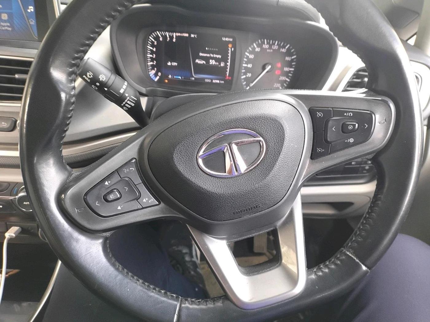 2020 Tata ALTROZ XZ PETROL, Petrol, Manual, 32,996 km, interior