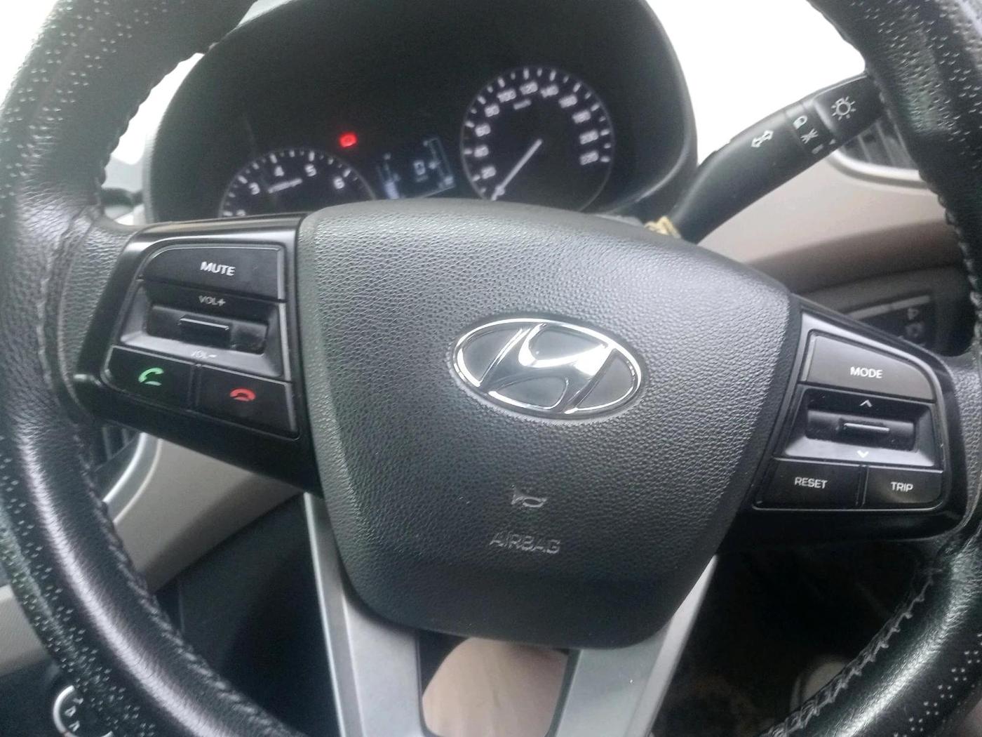 2018 Hyundai Creta E PLUS 1.6 PETROL, Petrol, Manual, 92,012 km, interior