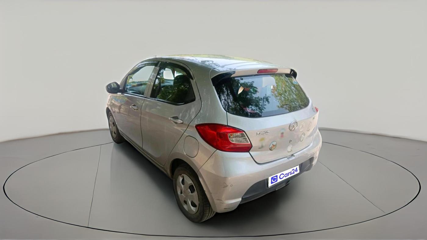 2018 Tata Tiago XT PETROL, Petrol, Manual, 1,18,725 km, exterior