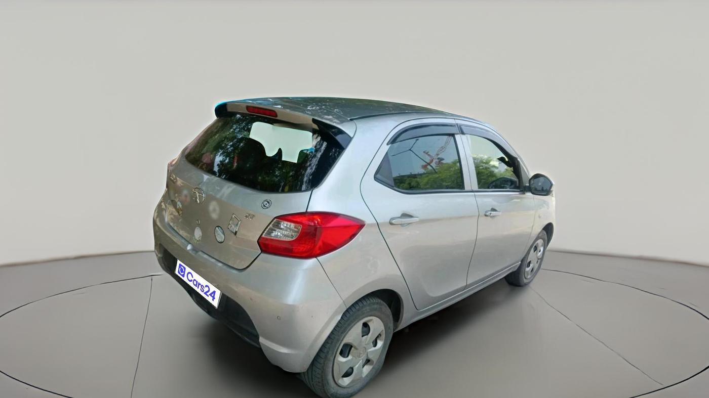 2018 Tata Tiago XT PETROL, Petrol, Manual, 1,18,725 km, exterior