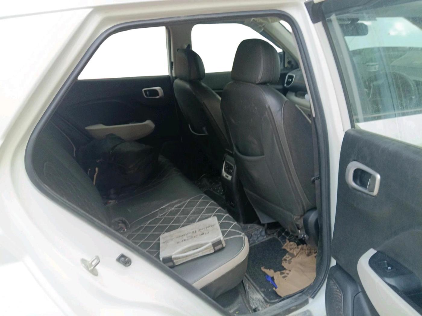 2023 Hyundai VENUE S(O) 1.2, Petrol, Manual, 55,797 km, interior