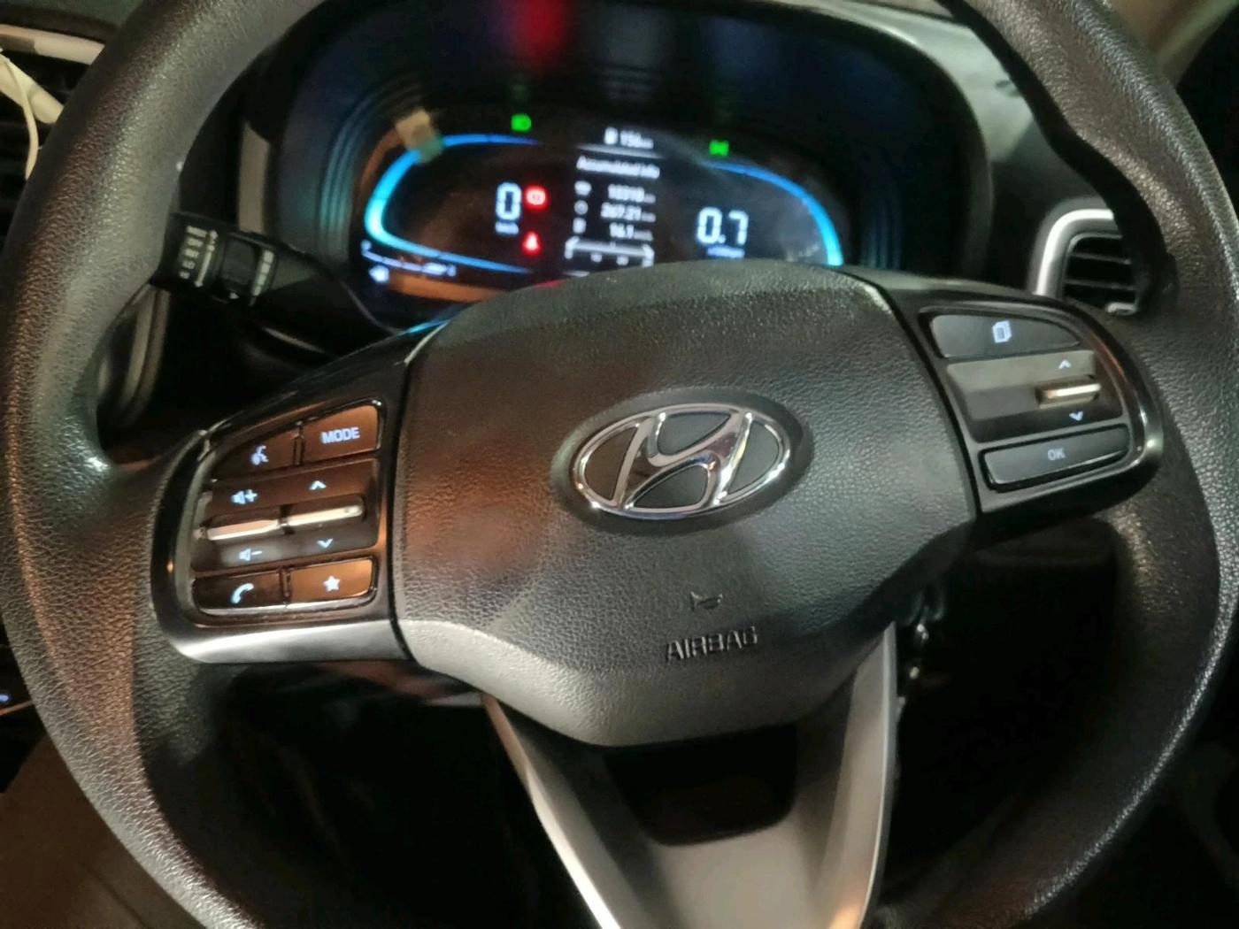 2022 Hyundai VENUE S 1.2, Petrol, Manual, 58,944 km, interior