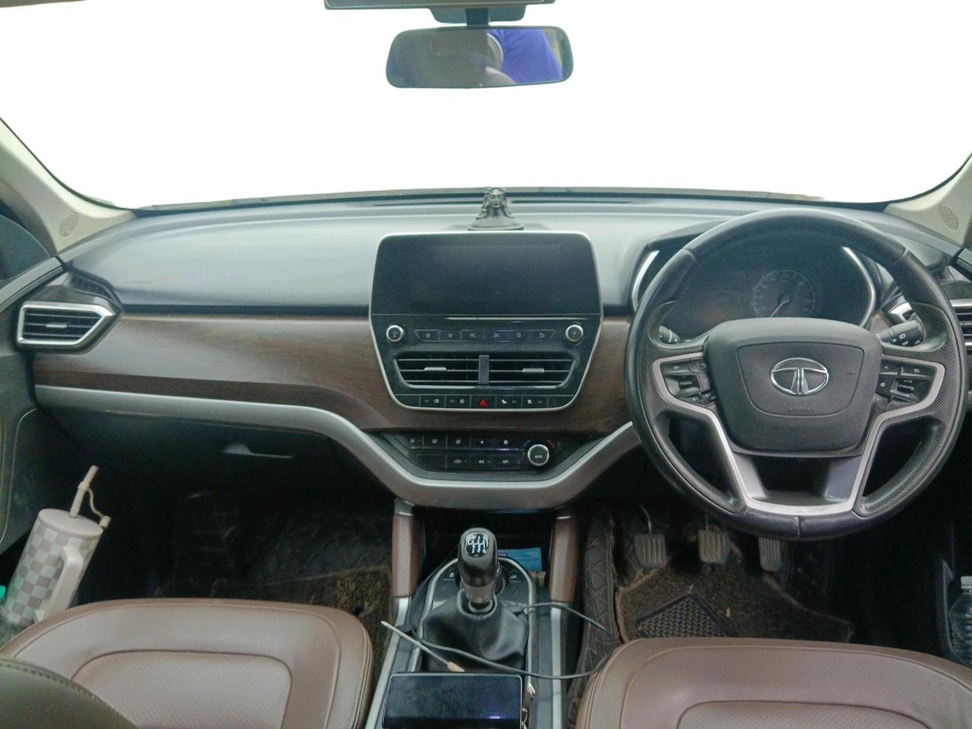 2019 Tata Harrier XZ 2.0L, Diesel, Manual, 1,03,076 km, interior