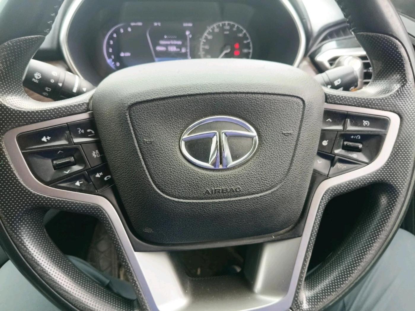 2019 Tata Harrier XZ 2.0L, Diesel, Manual, 1,03,076 km, interior