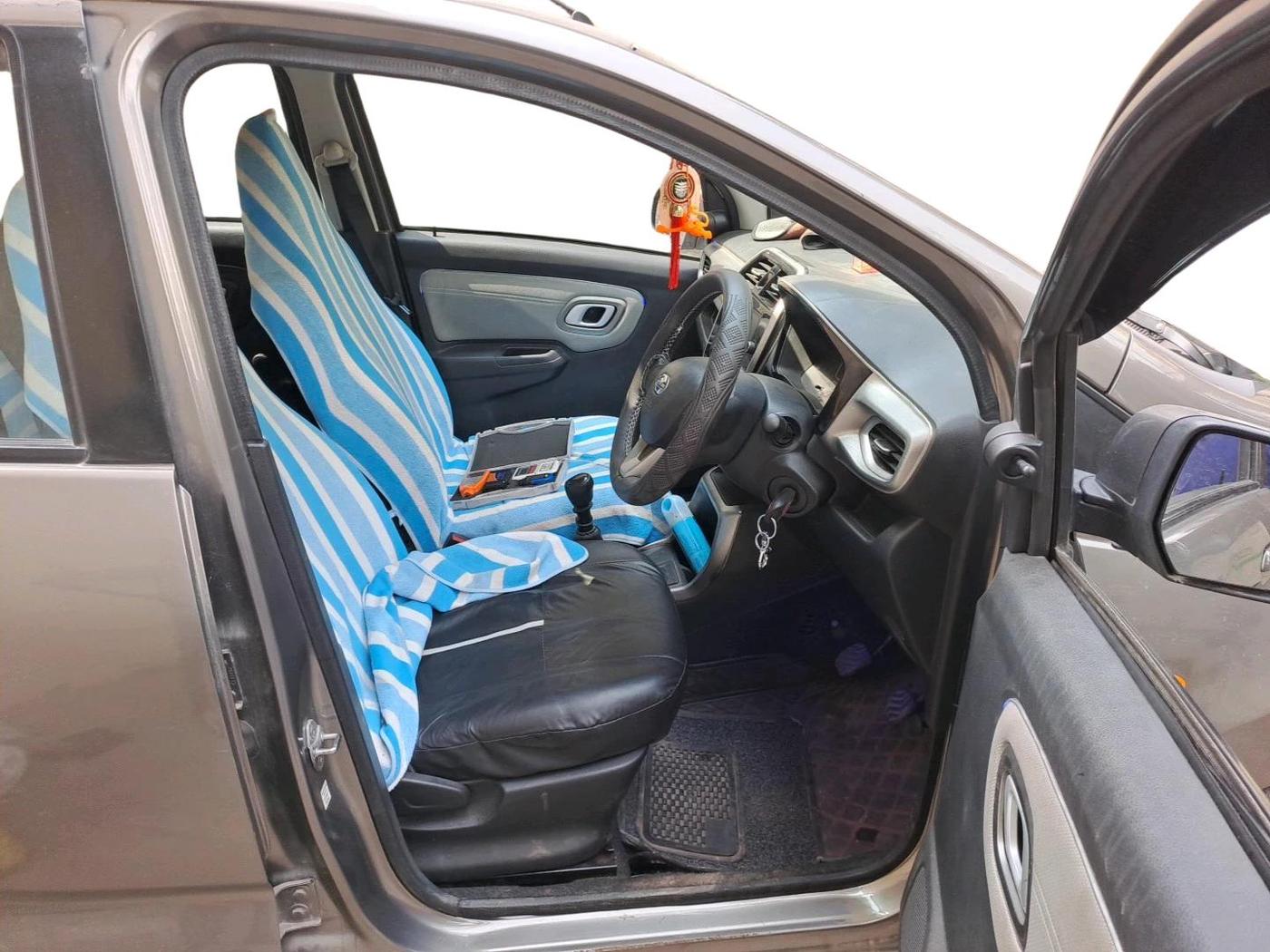 2021 Datsun Redi Go T(O), Petrol, Manual, 15,963 km, interior