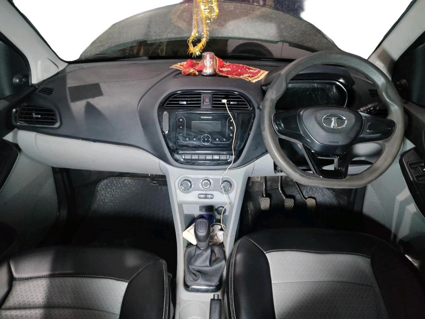 2023 Tata Tiago XM CNG, CNG, Manual, 89,931 km, interior