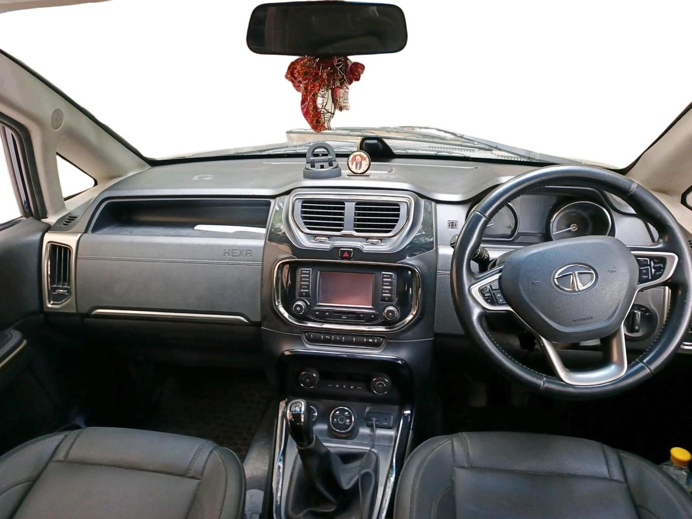 2017 Tata Hexa XT 4X2 6 STR, Diesel, Manual, 1,82,936 km, interior