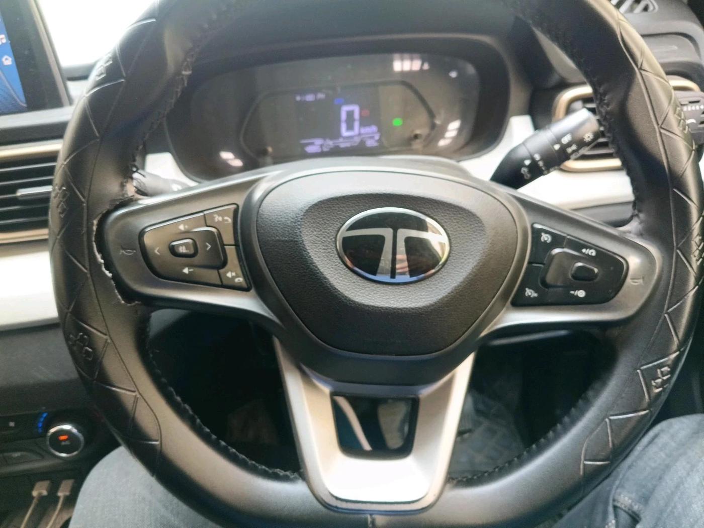 2024 Tata PUNCH ACCOMPLISHED DAZZLE PACK MT, Petrol, Manual, 48,851 km, interior
