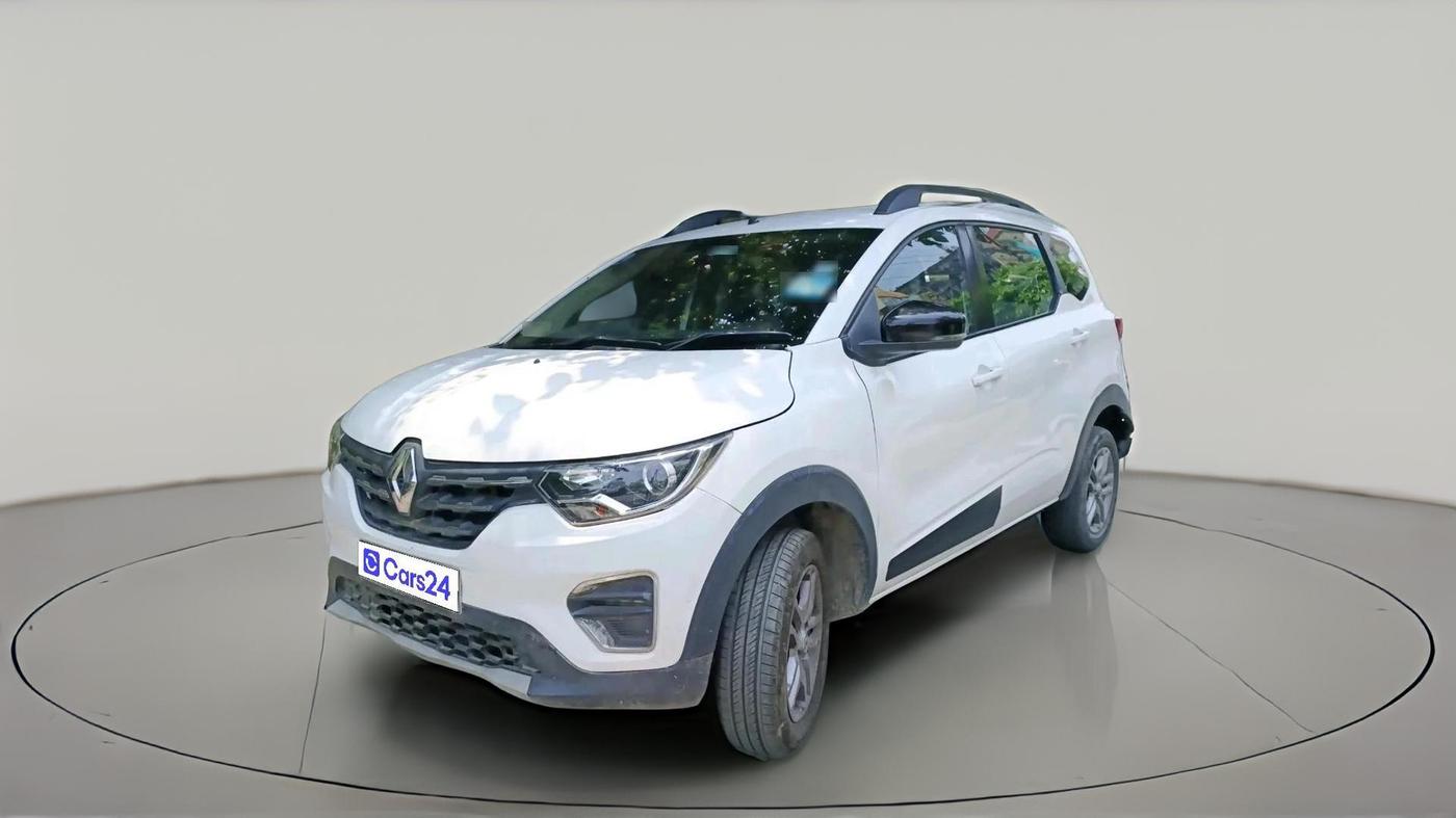 2022 Renault TRIBER RXZ, Petrol, Manual, 32,583 km, exterior