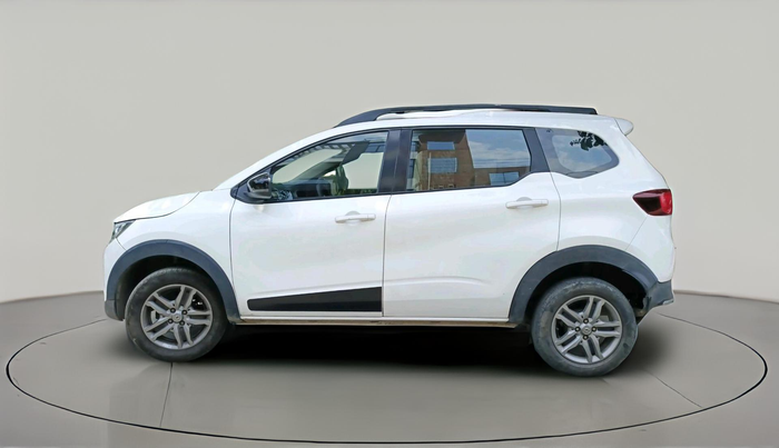 2022 Renault TRIBER RXZ, Petrol, Manual, 32,583 km, exterior