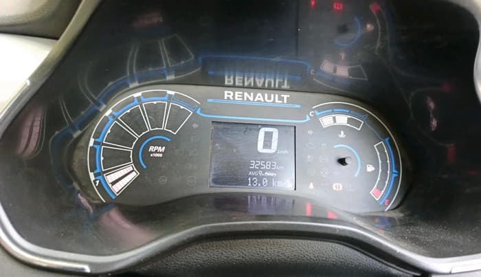 2022 Renault TRIBER RXZ, Petrol, Manual, 32,583 km, interior